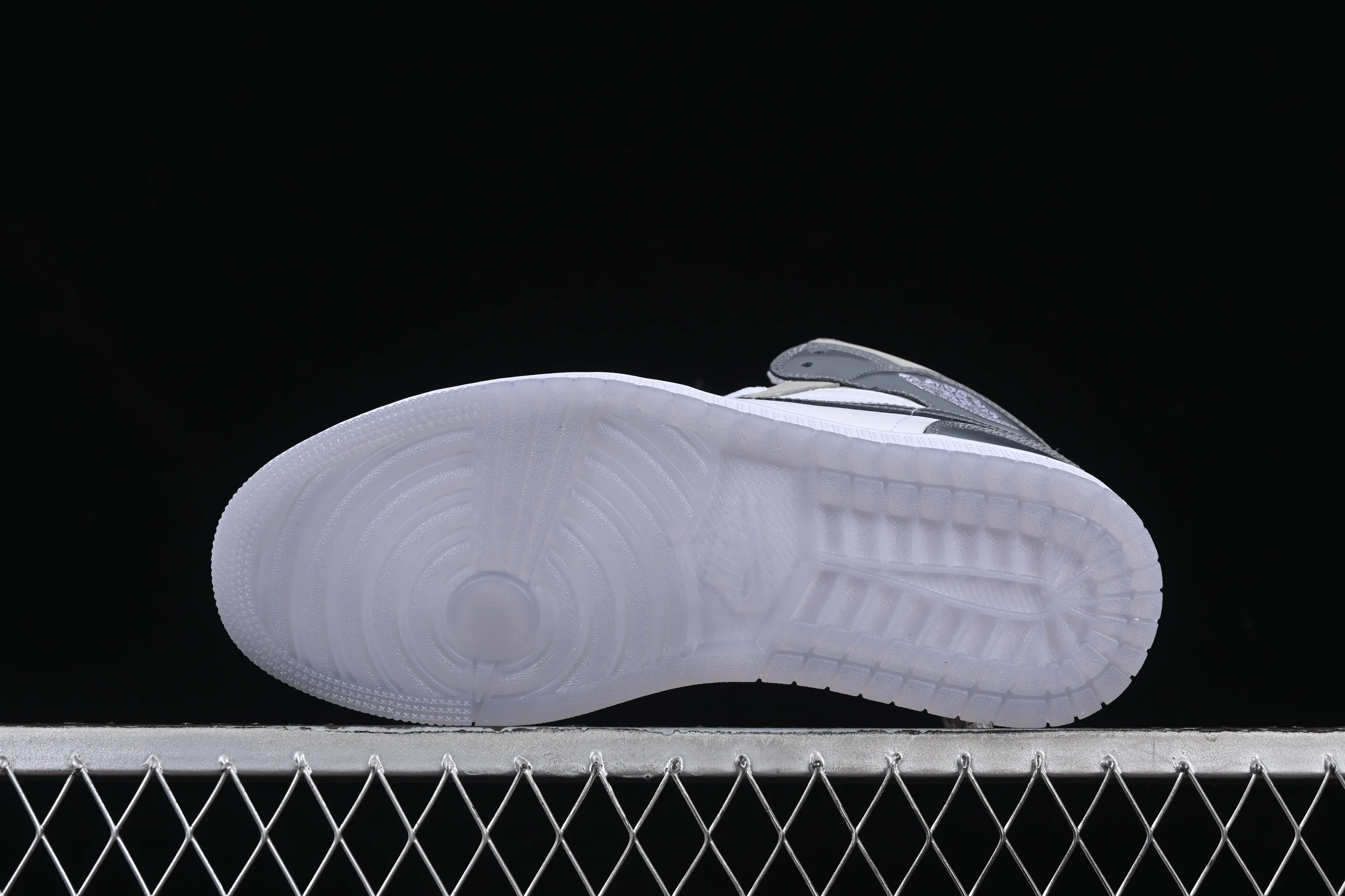 All categories Air Jordan Jordan series basketball shoes Air Jordan 1 Mid Air Jordan 1 Mid AJ1 Joe 1 white gray mid-top cultural and casual sneakers HF3193-100